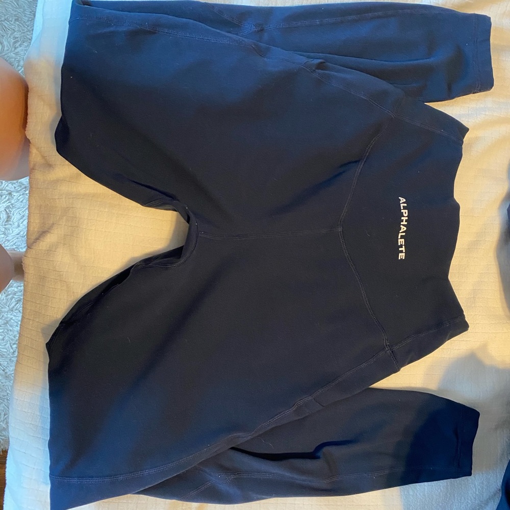 Alphalete Surface Pocket Legging